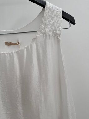 Giusy silk blend sleeveless top with sequin L ivory flowy tank NWT made in Italy